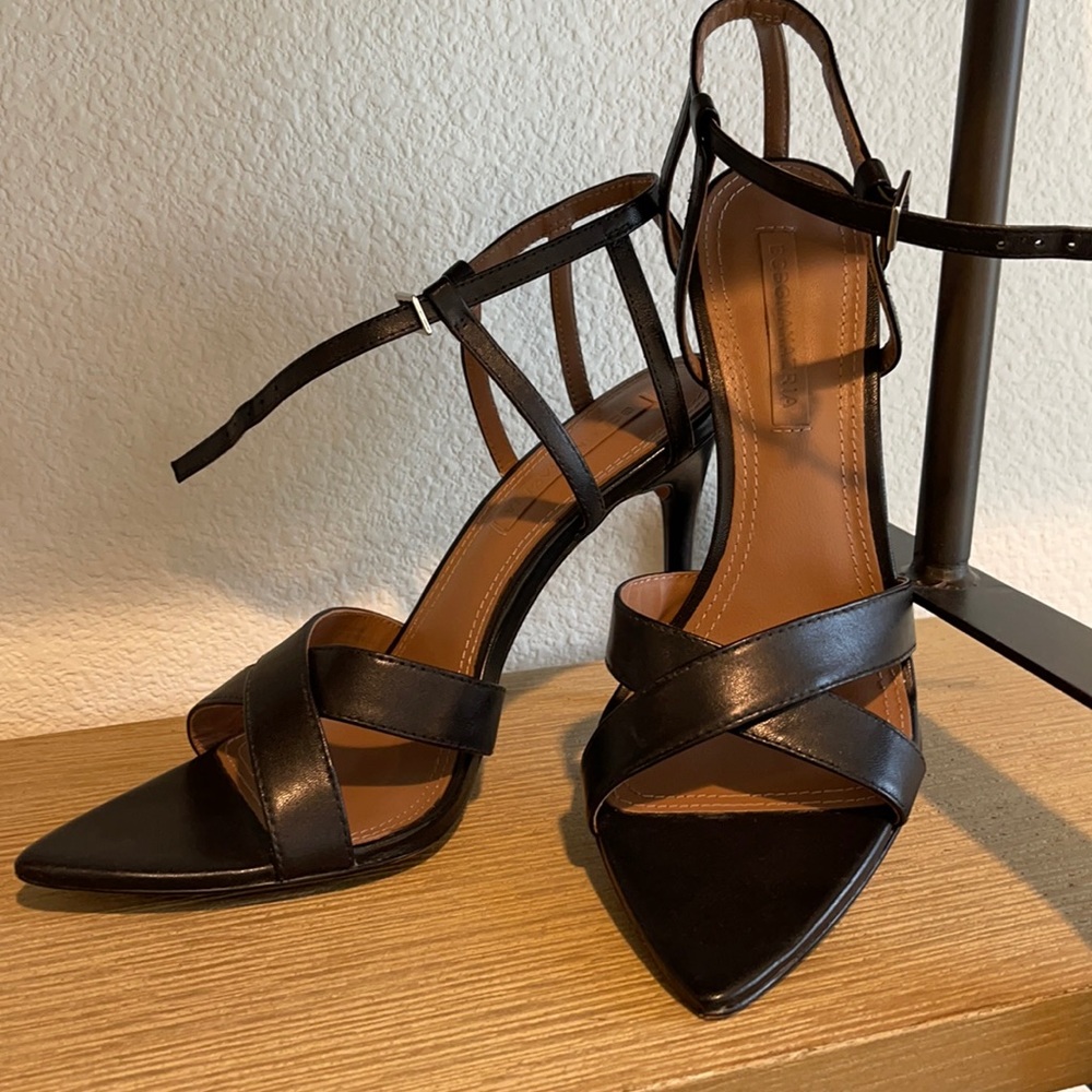 BCBG Black AnkleStap Heels 4 1/2”